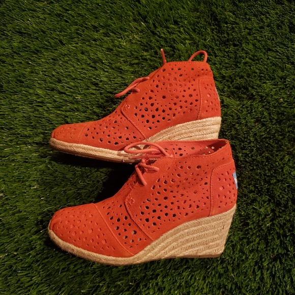 Toms Desert Wedges Orange Moroccan Cutout - Picture 5 of 6